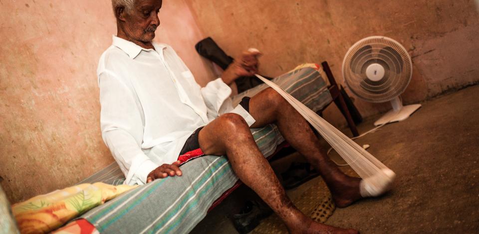 Physical therapy © NLR Physical rehabilitation in NTDs